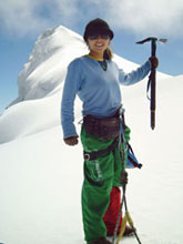 Paula en la cima del Ritacuba Blanco.